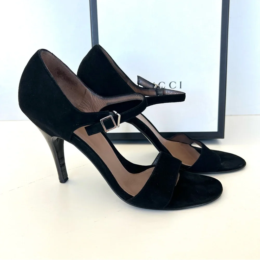 GUCCI Black Suede Interlocking Strap Closure Open Toe Classic Heel Sandal Sz 9 B